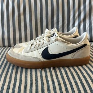 Nike Killshots sz 9.5